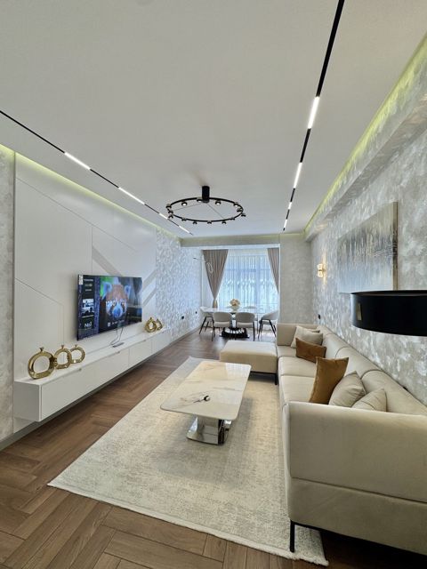Satılır 4 otaqlı yeni tikili 141.7 m² — Bakı