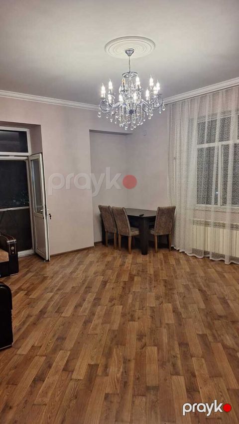 İcarəyə verilir 3 otaqlı yeni tikili 127 m²