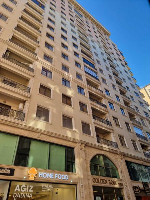 Satılır 4 otaqlı yeni tikili 232 m² — Bakı