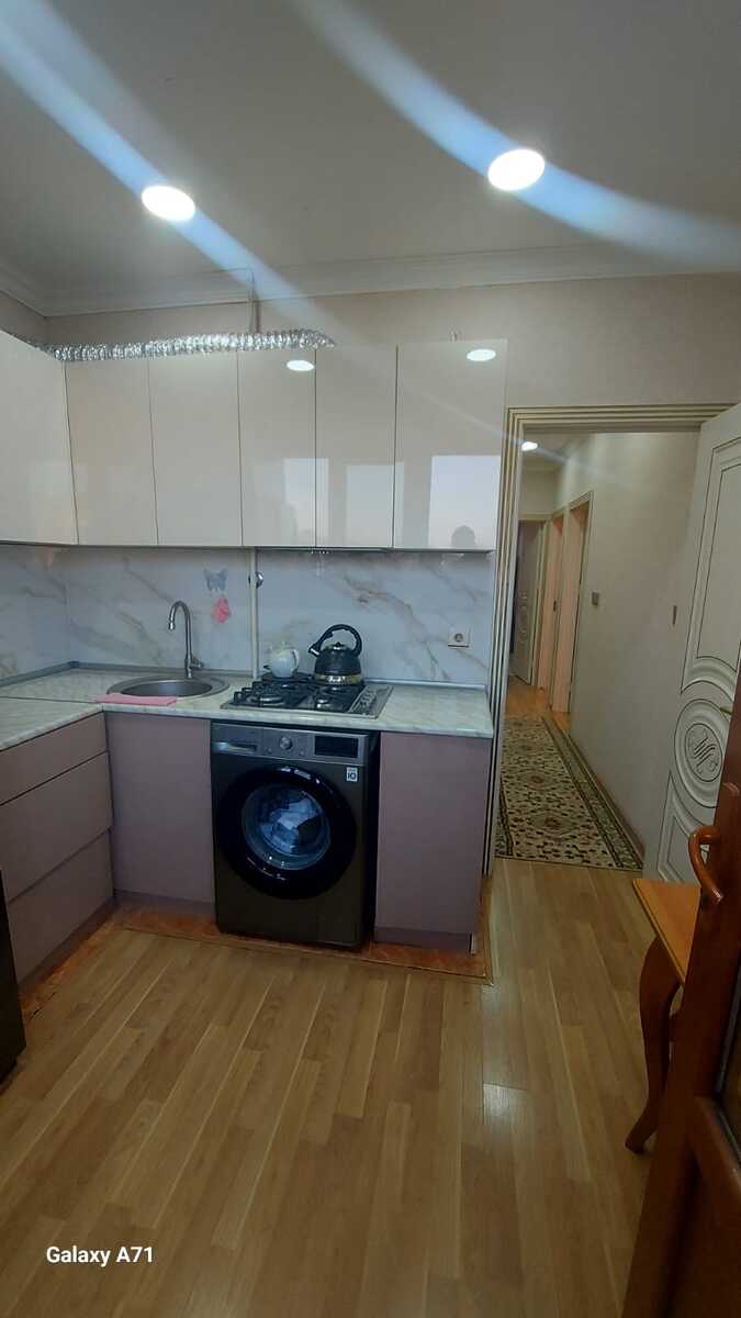Satılır 3 otaqlı köhnə tikili 81 m² — Mənzil, Bakı (2)