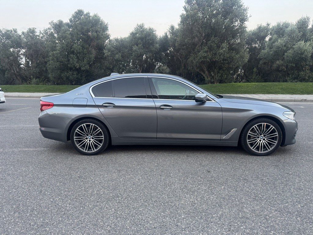 BMW 530e, 2.0 L, 12 kWh, 2017 il, 184 000 km — Avtomobillər, Bakı (7)