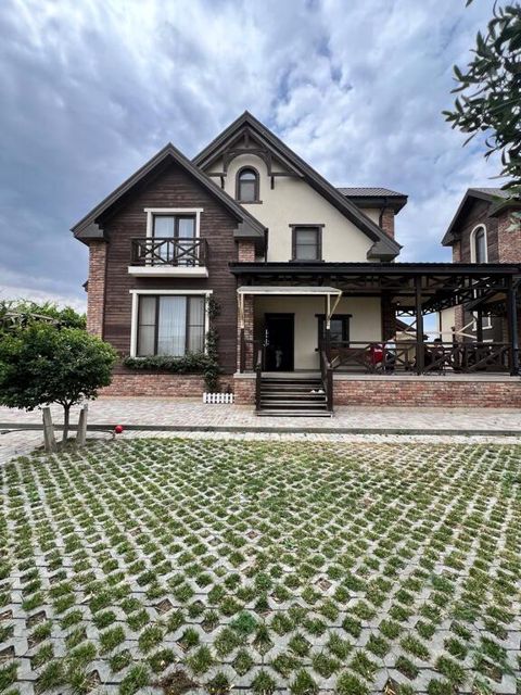 Villa, Abşeron r — Bakı
