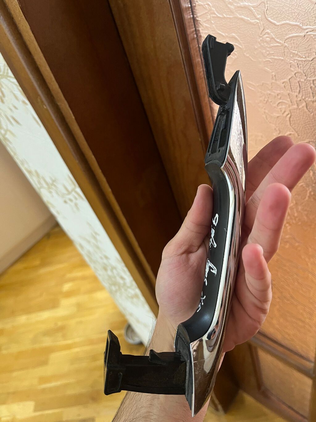 Sağ Qapı Tutaçağı İstifade Olunmayıb Artıq Almışdım Deye Satıram Real — Digər, Bakı (2)