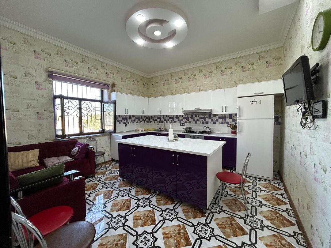 Satılır 5 otaqlı həyət evi/bağ evi 250 m² — Ev, villa, Bakı (11)