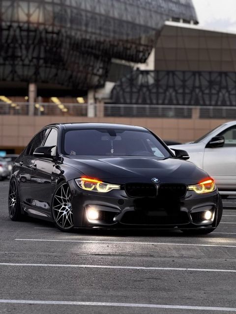 BMW 320d, 2.0 L, 2016 il, 215 000 km — Bakı