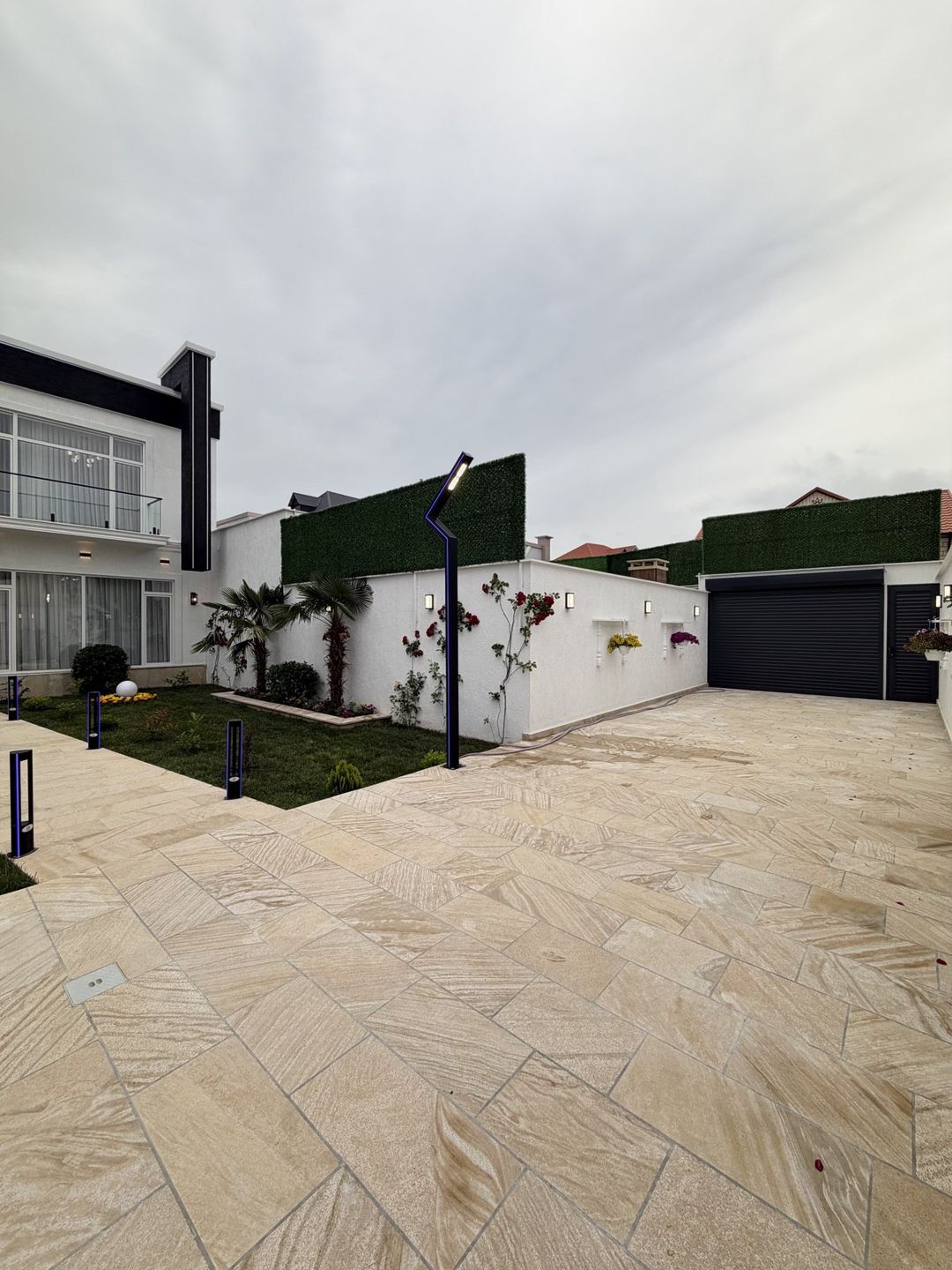 Satılır 4 otaqlı həyət evi/bağ evi 270 m² — Ev, villa, Bakı (2)