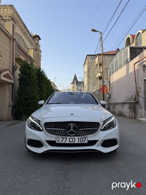 Mercedes C 300 4MATIC, 2.0 L, 2015 il, 221 000 km
