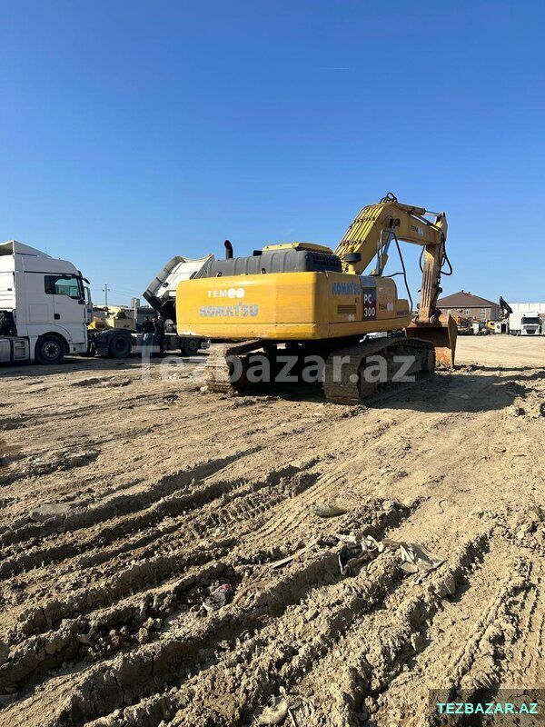 Ekskavator satılır — Avtobus, Bakı (2)