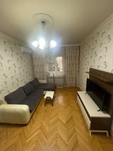 İcarəyə verilir 2 otaqlı köhnə tikili 65 m² — Ramin