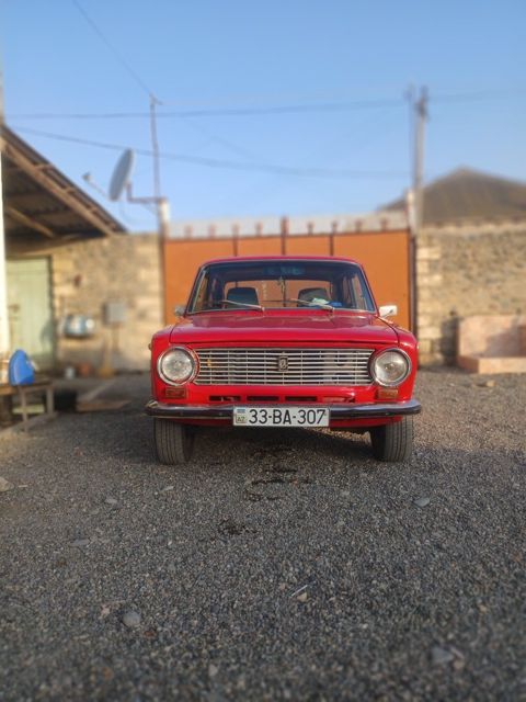 Lada (VAZ) 21011, 1.3 L, 1985 il, 98 400 km — Yevlax