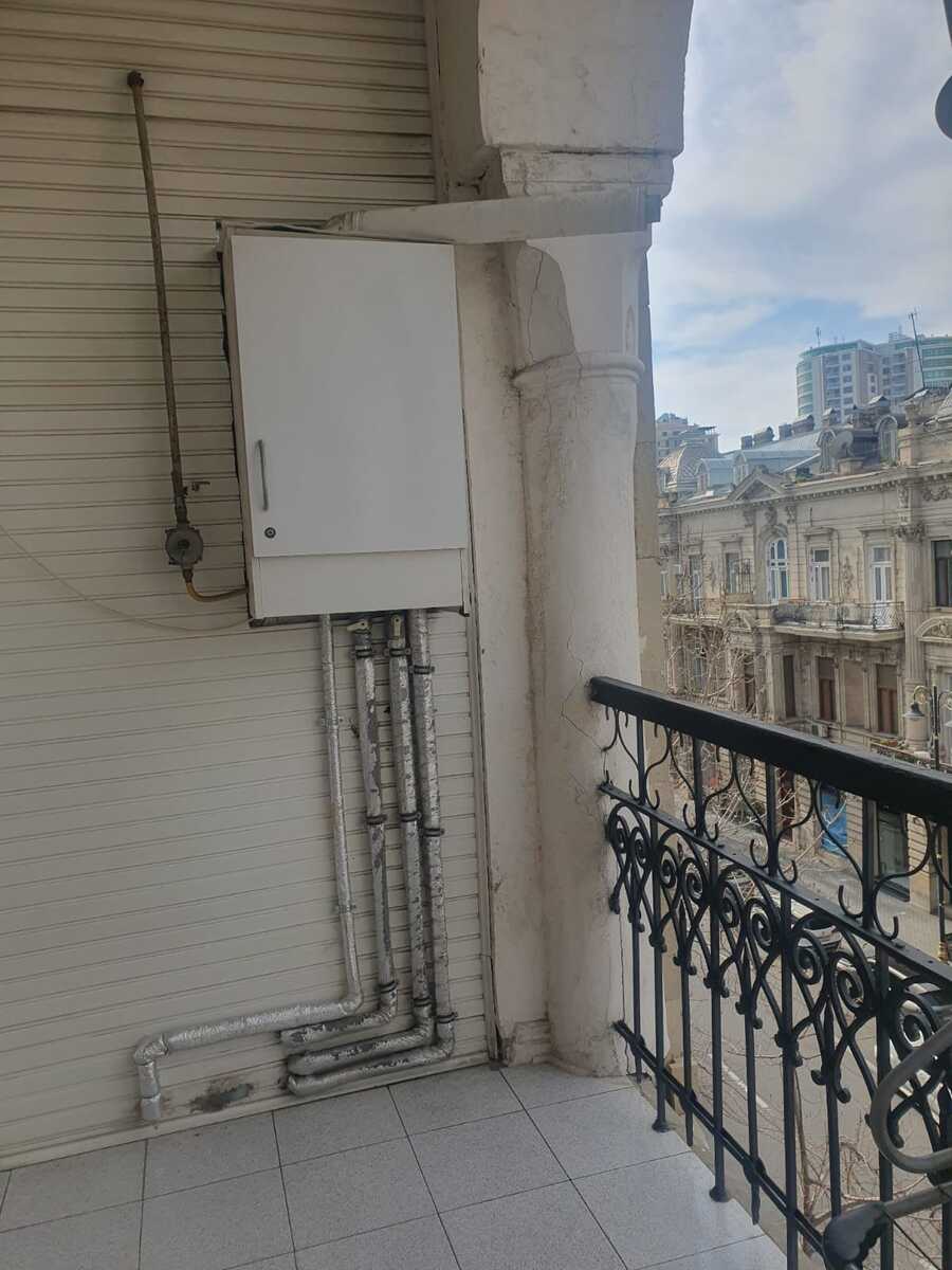 İcarəyə verilir 2 otaqlı köhnə tikili 77 m² — Mənzil, Bakı (12)