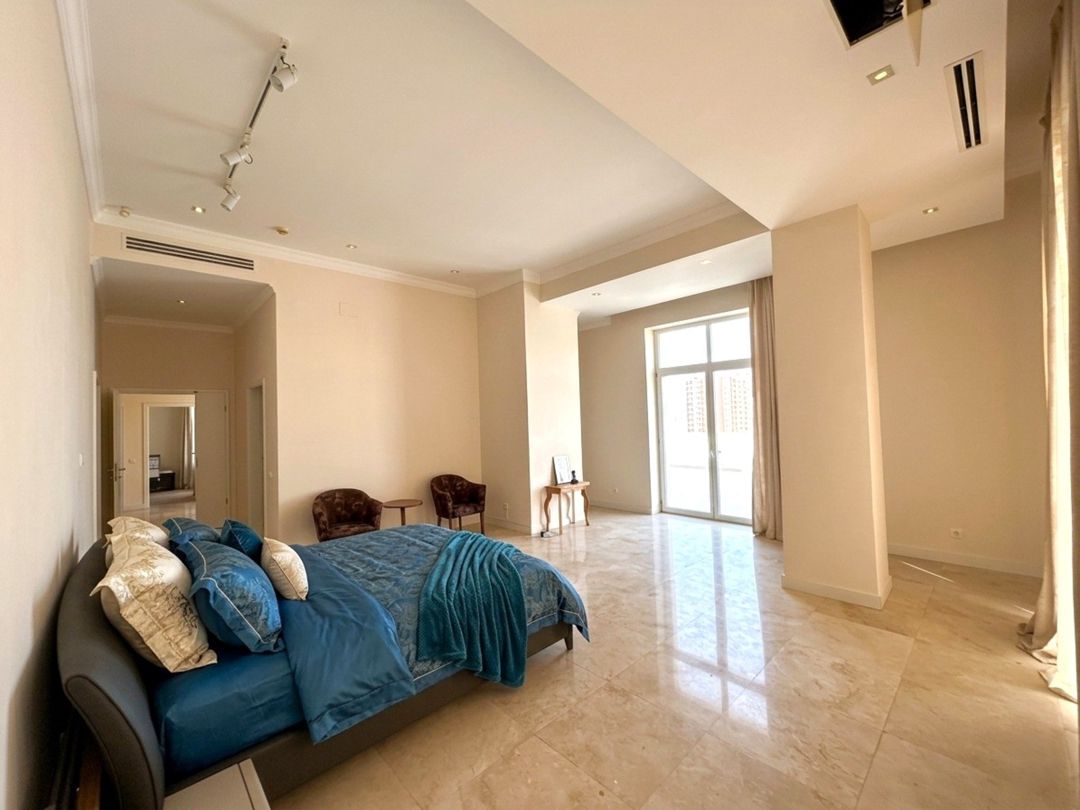 Satılır 5 otaqlı yeni tikili 800 m² — Mənzil, Bakı (12)