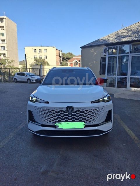 Changan CS 55 Plus, 1.5 L, 18.4 kWh, 2025 il, 70 000 km
