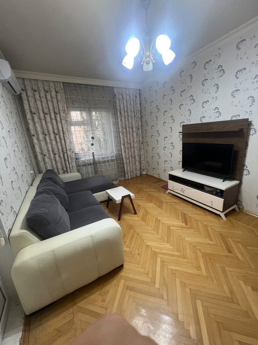 İcarəyə verilir 2 otaqlı köhnə tikili 65 m² — Mənzil, Bakı (2)