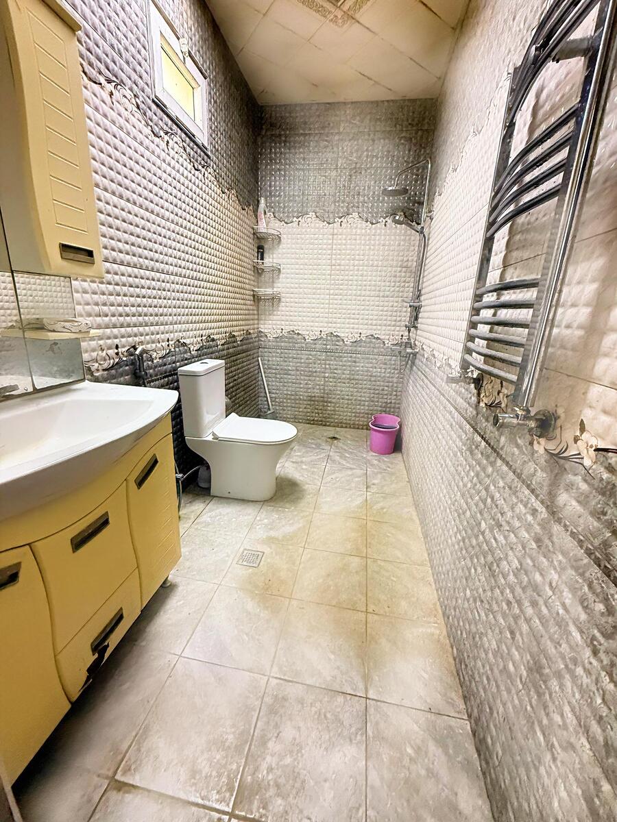 Satılır 8 otaqlı həyət evi/bağ evi 390 m² — Ev, villa, Bakı (8)