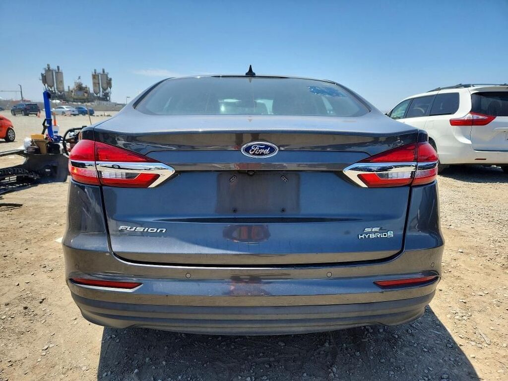 2017 il, 2.0 Hibrid sedan - Hibrid mühərrik: 2.0 litrə qədər — Avtomobillər, Bakı (9)