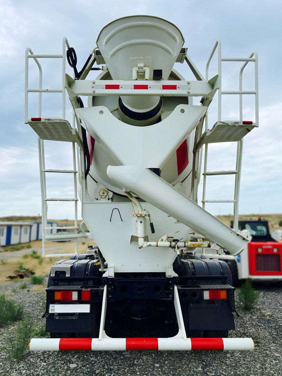 "Sany SY310C 8 beton mikser (10 m³)" icarəsi — Avtomobil icarəsi, Bakı (3)