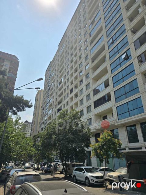 Satılır 2 otaqlı yeni tikili 118 m²