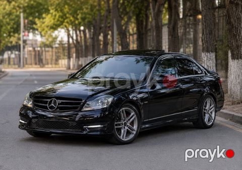 Mercedes C 250, 1.8 L, 2012 il, 318 000 km