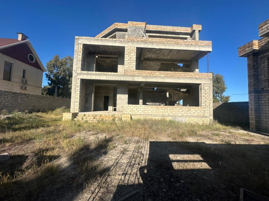 Satılır 10 otaqlı həyət evi/bağ evi 700 m² — Ev, villa, Bakı (7)