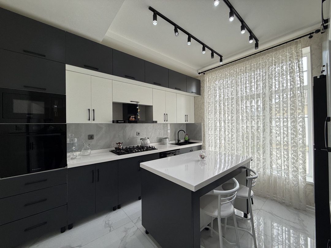 Satılır 6 otaqlı həyət evi/bağ evi 260 m² — Ev, villa, Bakı (9)