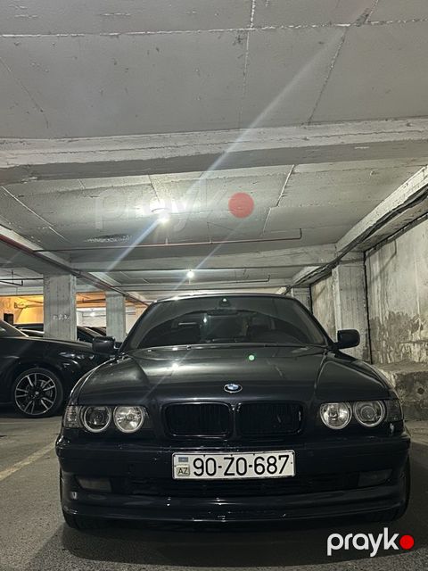 BMW 740, 4.0 L, 1995 il, 270 000 km