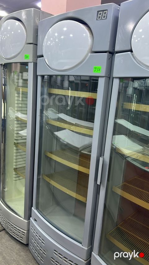 Vitrin tipli şüşə qapılı soyuducu vitrina - Tək qapılı, vertikal — Digah