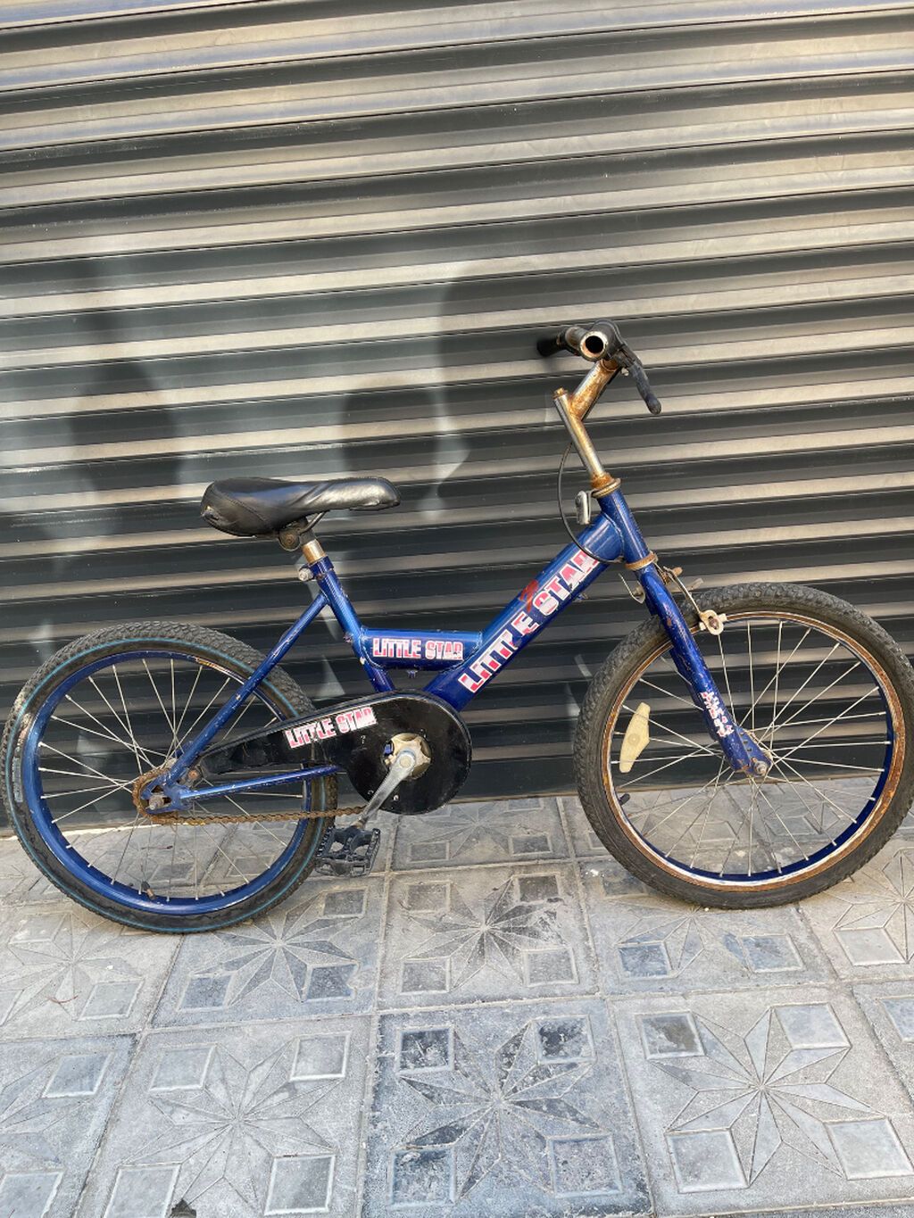 Velosipedlər yaxşı vəzyətdədir.göy velosiped 30azn, qırmızı 15 — Uşaq velosipedləri, Bakı