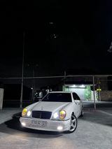 Mercedes E 320, 3.2 L, 1998 il, 302 000 km — Avtomobillər