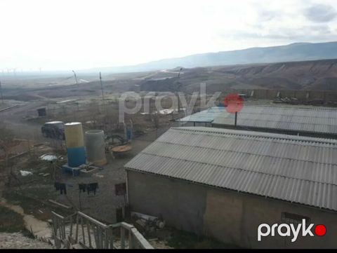 Satılır: Heyvandarlıq kompleksi/ferma sahəsi - Geniş, hasarlanmış