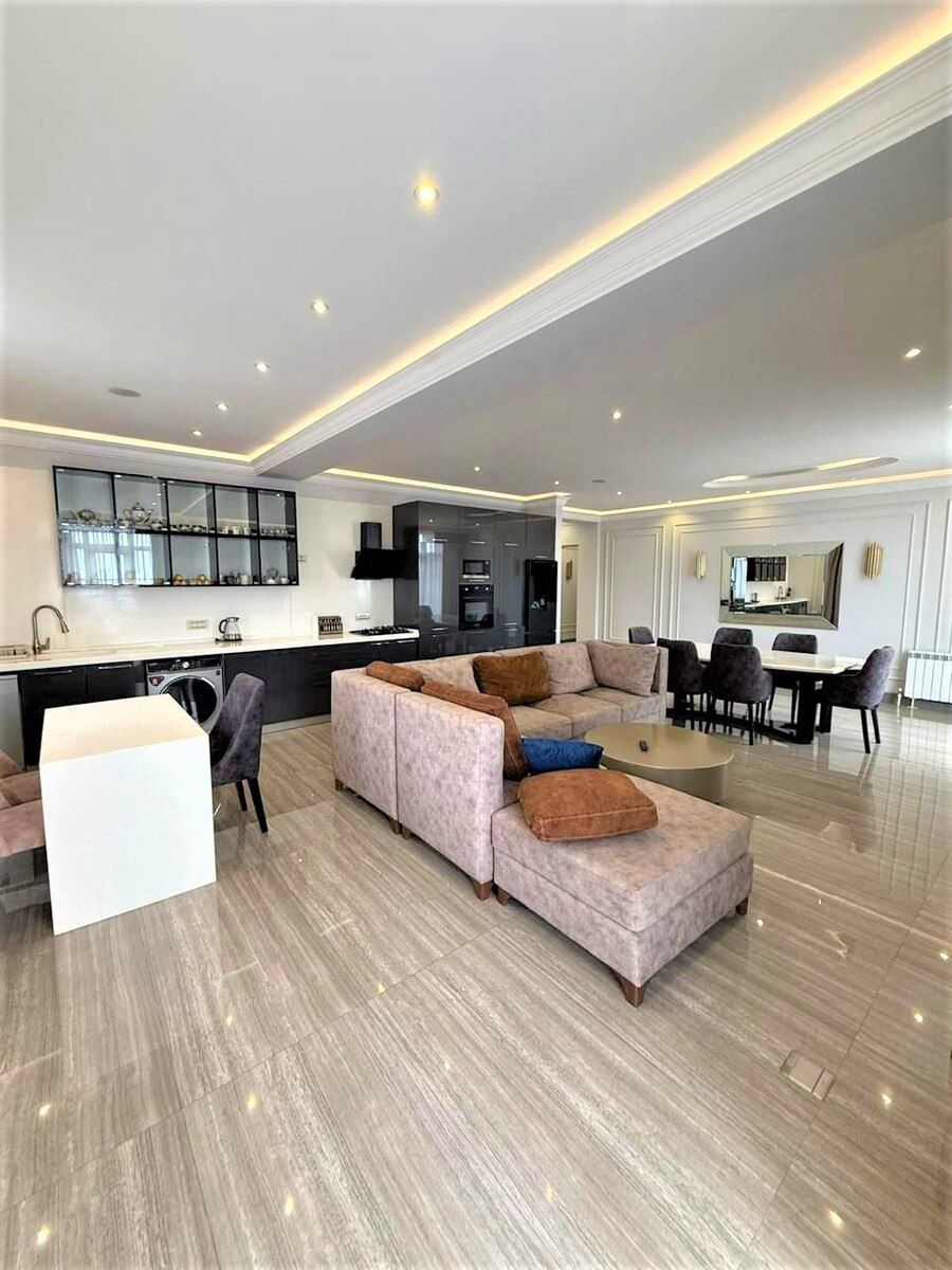 İcarəyə verilir 3 otaqlı yeni tikili 190 m² — Mənzil, Bakı (2)