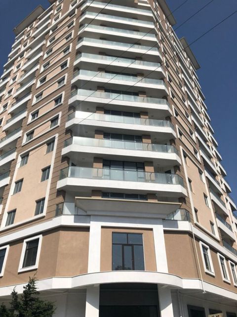 Satılır 3 otaqlı yeni tikili 136 m² — Bakı