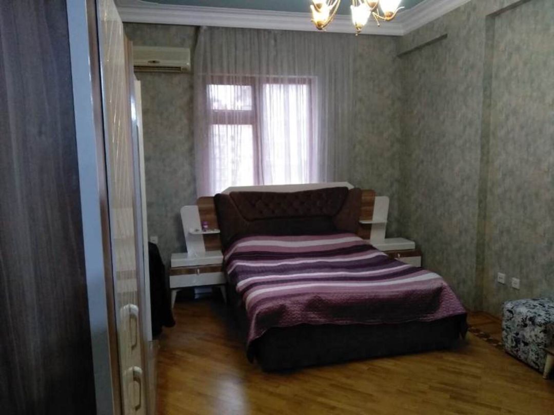 Satılır 4 otaqlı yeni tikili 200 m² — Mənzil, Bakı (5)
