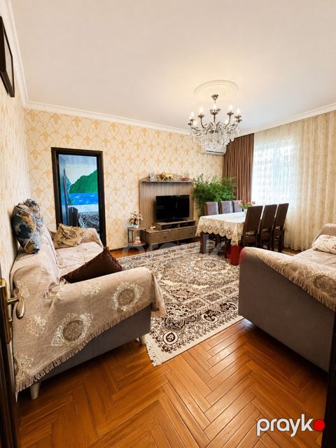 Satılır 3 otaqlı köhnə tikili 85 m²