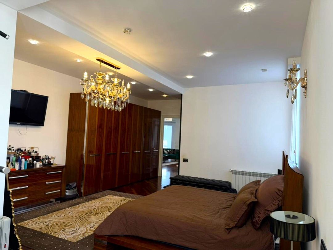 Satılır 5 otaqlı yeni tikili 245 m² — Mənzil, Bakı (10)