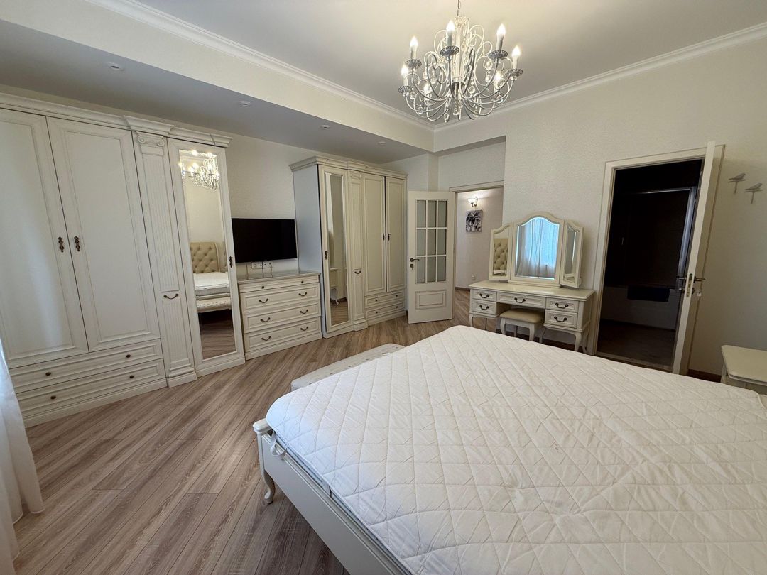 İcarəyə verilir 4 otaqlı yeni tikili 165 m² — Mənzil, Bakı (5)