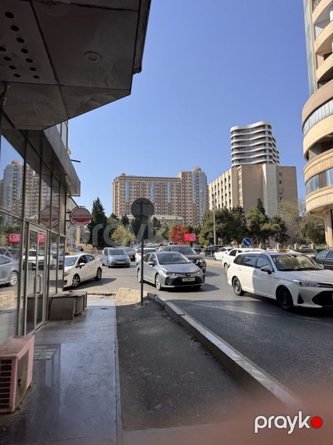 İcarəyə verilir obyekt 200 m²