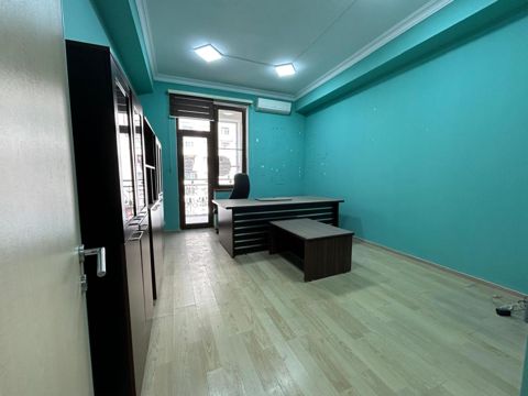 İcarəyə verilir 4 otaqlı ofis 150 m² — Bakı