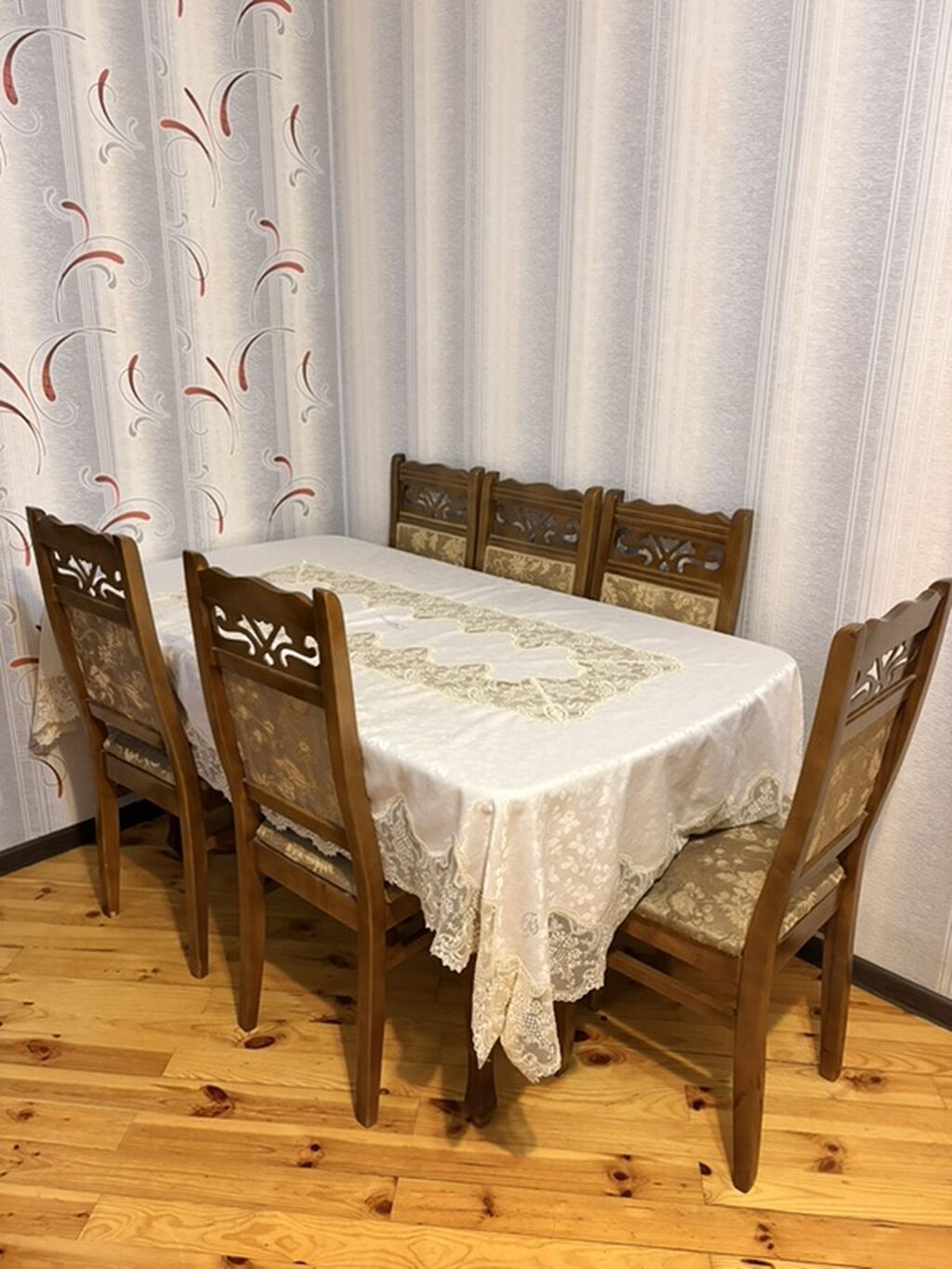 Yemək stolu dəsti 6 ədəd stul 1 ədəd masa — Masalar və stullar, Masazır