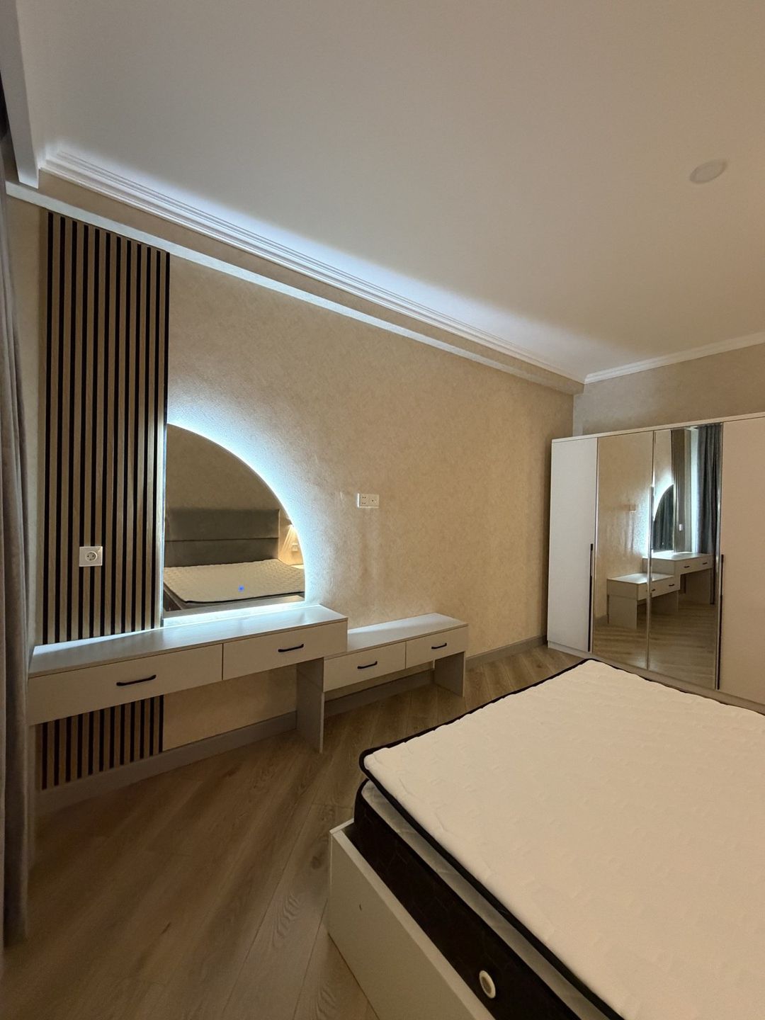 İcarəyə verilir 2 otaqlı yeni tikili 90 m² — Mənzil, Bakı (9)