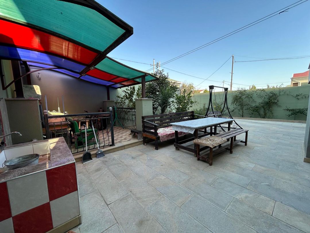 Satılır 5 otaqlı həyət evi/bağ evi 250 m² — Ev, villa, Bakı (5)