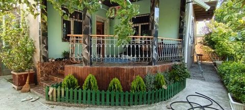 Satılır 6 otaqlı həyət evi/bağ evi 300 m² — Bakı