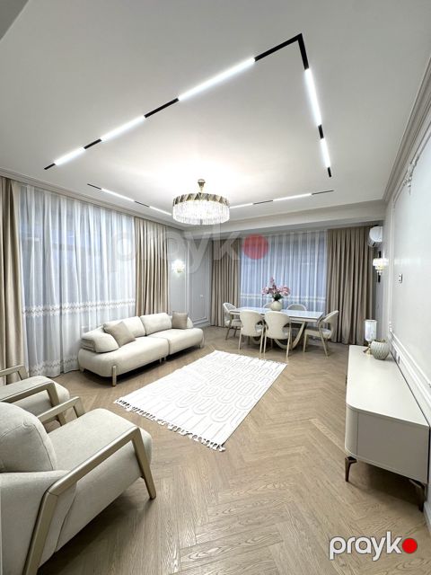 Satılır 3 otaqlı yeni tikili 113 m²