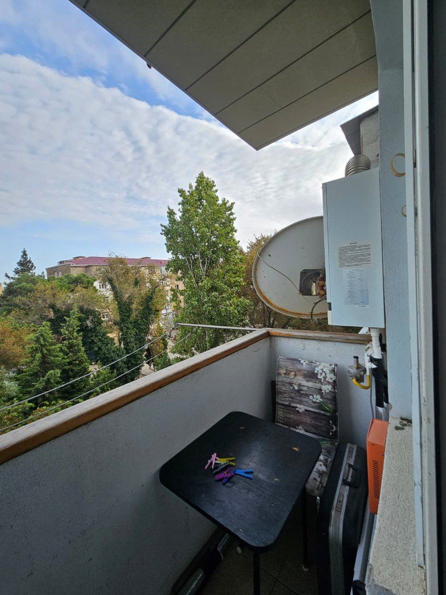 Satılır 2 otaqlı köhnə tikili 50 m² — Mənzil, Sumqayıt (12)
