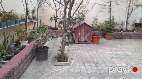 Satılır 6 otaqlı həyət evi/bağ evi 420 m²