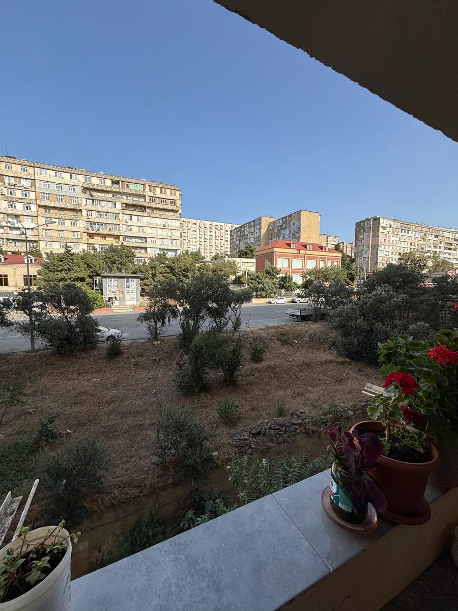 Satılır 4 otaqlı köhnə tikili 90 m² — Mənzil, Bakı (6)
