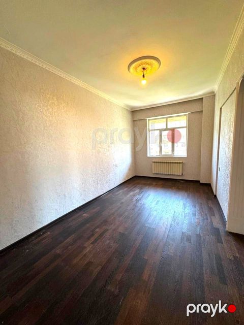 Satılır 3 otaqlı yeni tikili 80 m²