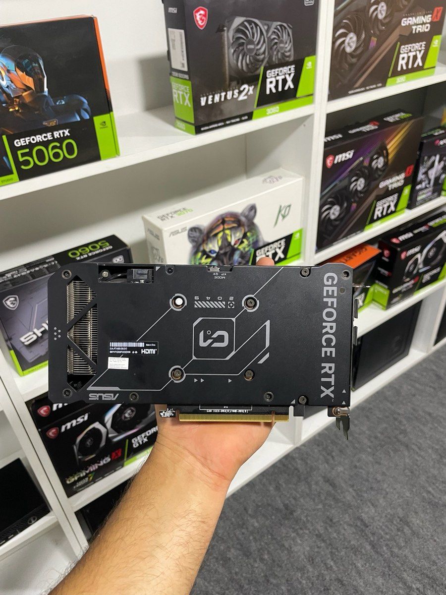 Video kart Asus RTX4060 8GB — Kompüterlər və noutbuklar, Bakı (3)