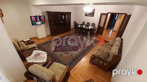 3-otaqlı mənzil kirayə verilir, 28 May küç., 90 m²
