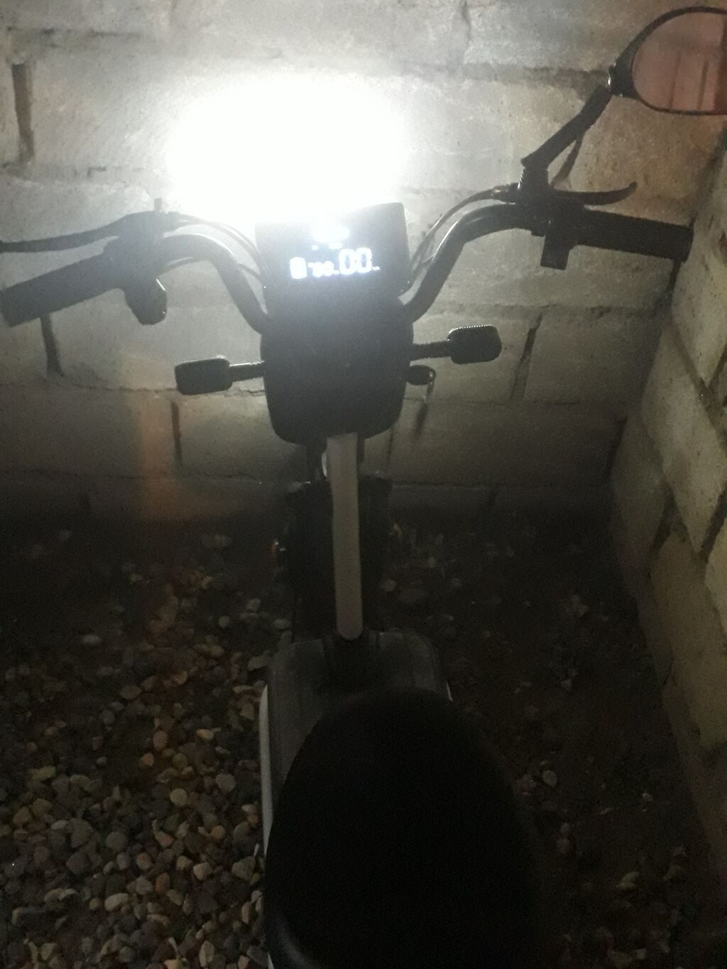Salam 2 neferrlikdi. 300 kq yuk. gotrur. sureti.60 gedirr 50 km .yol — Mopedlər və skuterlər, Sumqayıt (2)